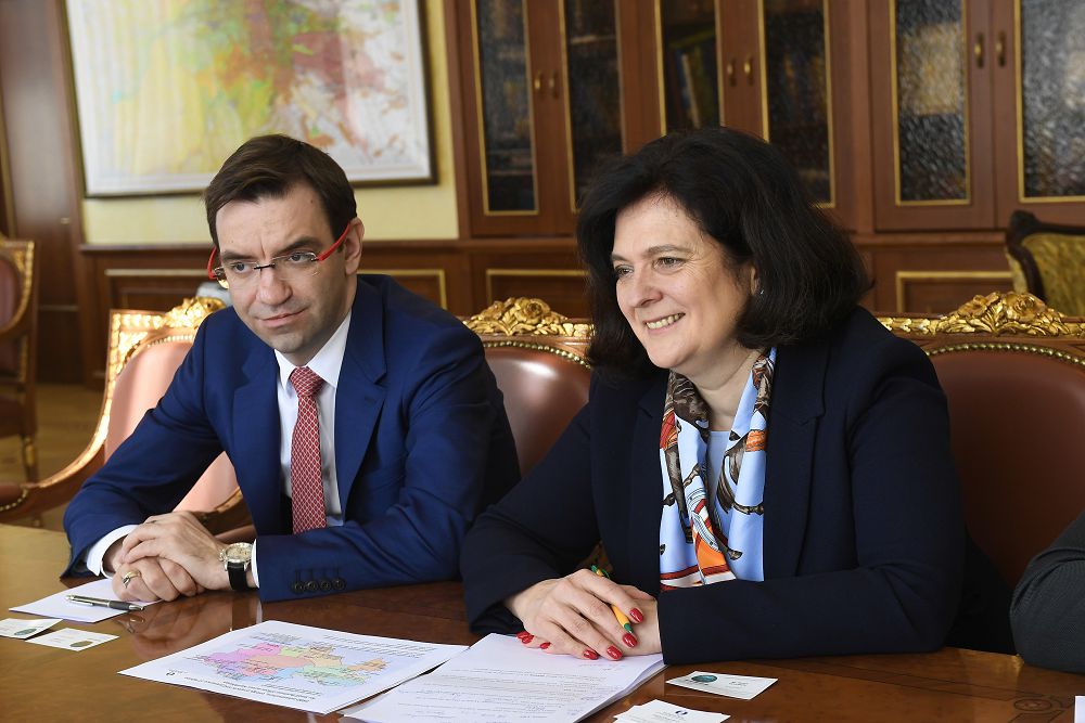 ​Алматы әкімі ЕҚДБ директорымен кездесті