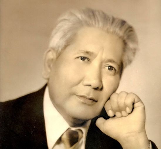 Тұлғаны сомдаған тұрлаулы туынды