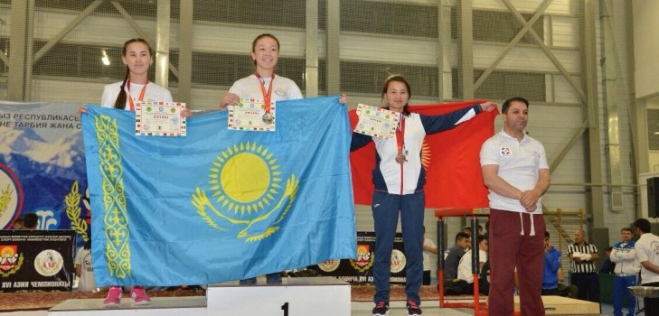 Армрестлинг: Азия чемпионатында астаналық спортшылар жүлдемен оралды