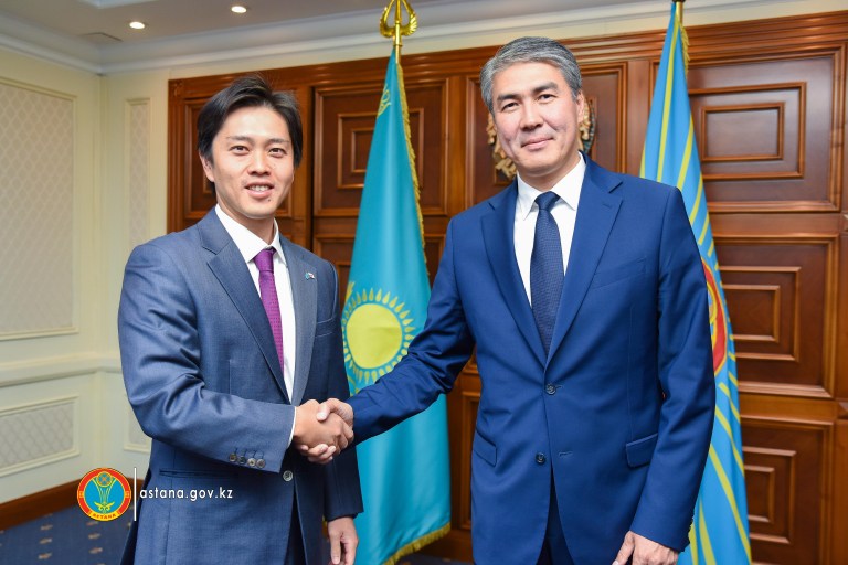 Елорда әкімі жапон елінің делегациясымен кездесті