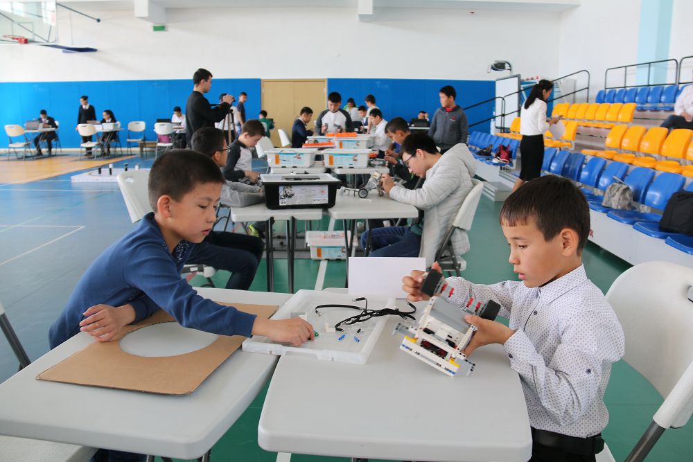 Ақтауда жас роботшылар сайысы өтті