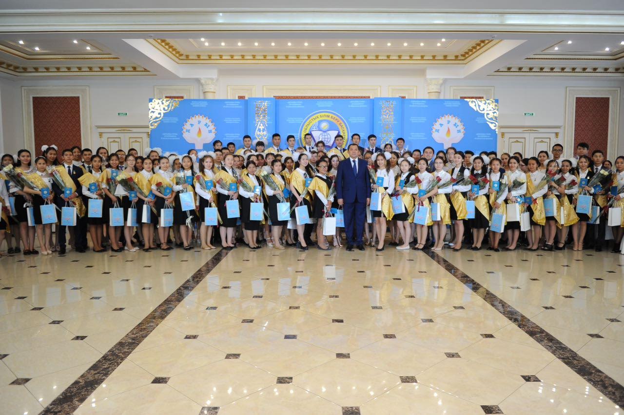 Атырауда 97 түлек "Алтын белгі" иегері атанды