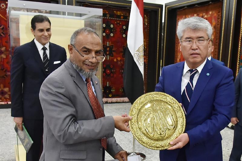 Сұлтан Бейбарыстың қолтаңбасы қалған жәдігерлер елімізге әкелінді