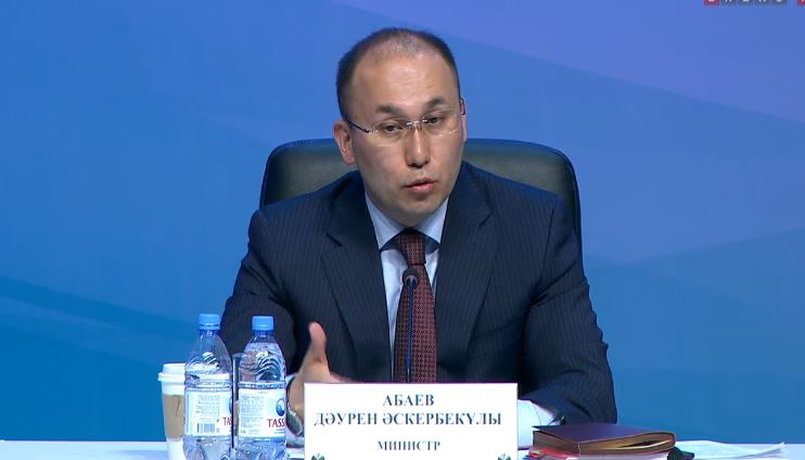 Дәурен Абаев: Журналистерге үй беру мәселесінде қолымыздан келгенін істейміз