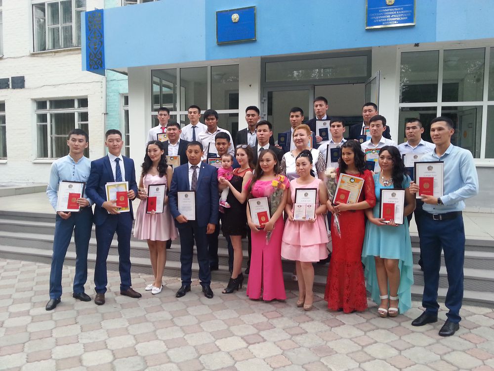 Риддерде «Серпін» жобасының 22 бітірушісіне диплом тапсырылды