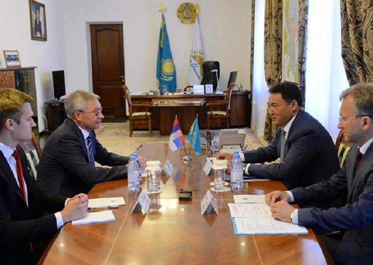 Павлодар облысының әкімі Ресейдің бас консулымен кездесті