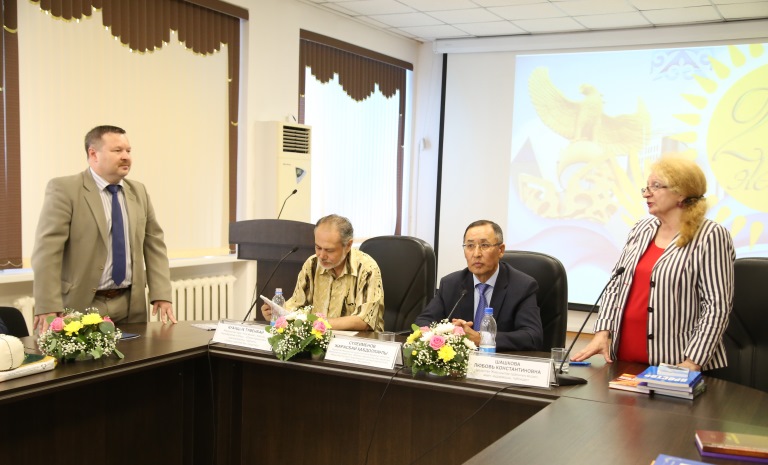 Өміршең  дәстүрлер өзегі