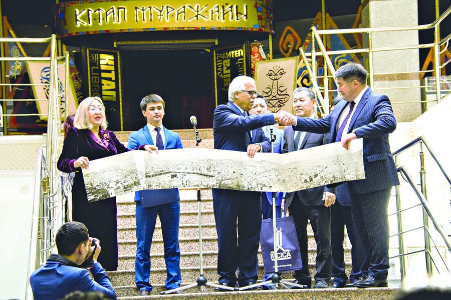 Құсни хат қазаққа жат емес