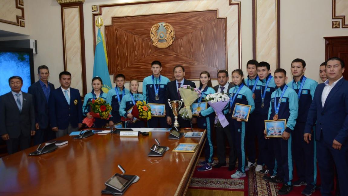 Чемпионатта топ жарған маңғыстаулық спортшылар марапатталды