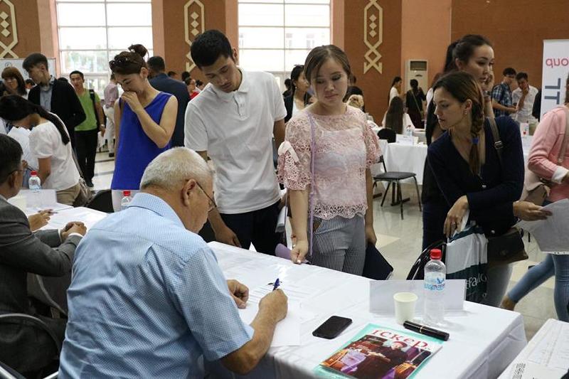 Оралда бос жұмыс орындар жәрмеңкесі өтті