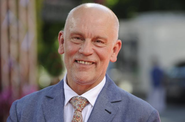 Голливуд актеры Джон Малкович: Қазақстанды қуана-қуана аралап көрер едім