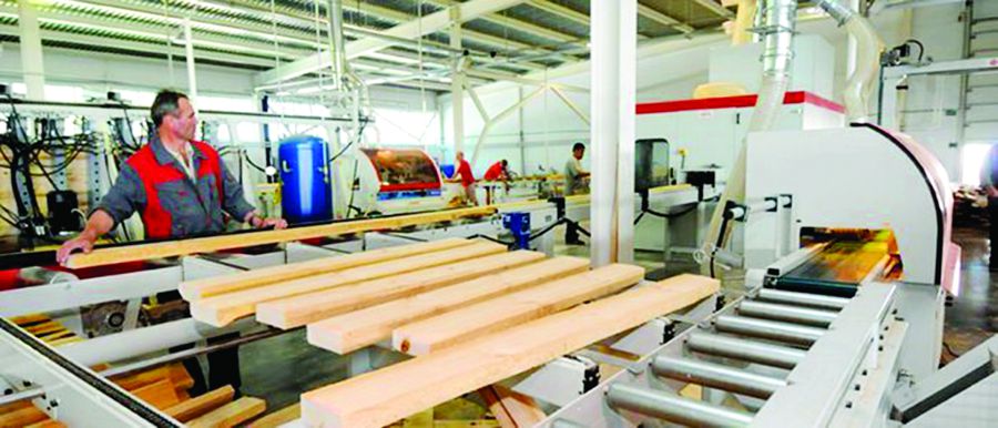 Түстік қайта түлеп жатыр