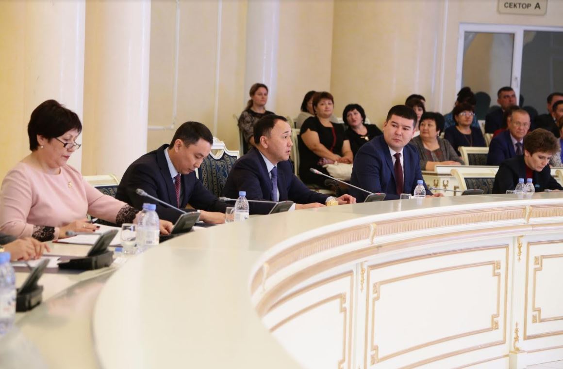 Қостанайда әлеуметтік қызметкерлердің «Аялы алақан» форумы өтті