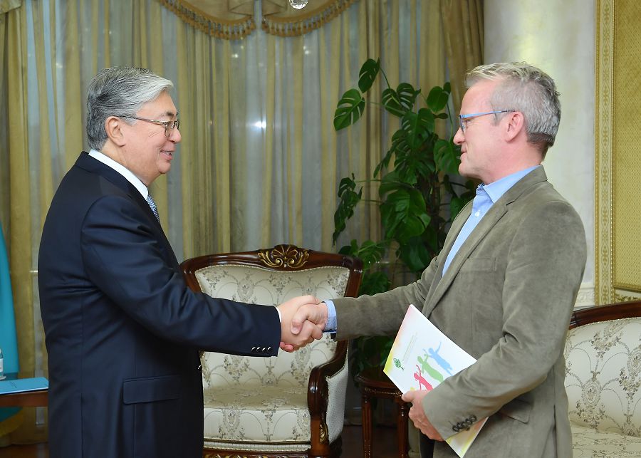 Тоқаев фин сарапшысы Паси Салбергпен кездесті