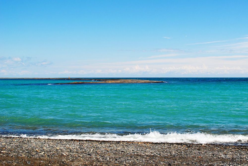 Алакөлде жүздің бе?