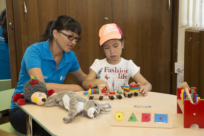 Аутизм: генетикалық сырқат па, психологиялық ауру ма?