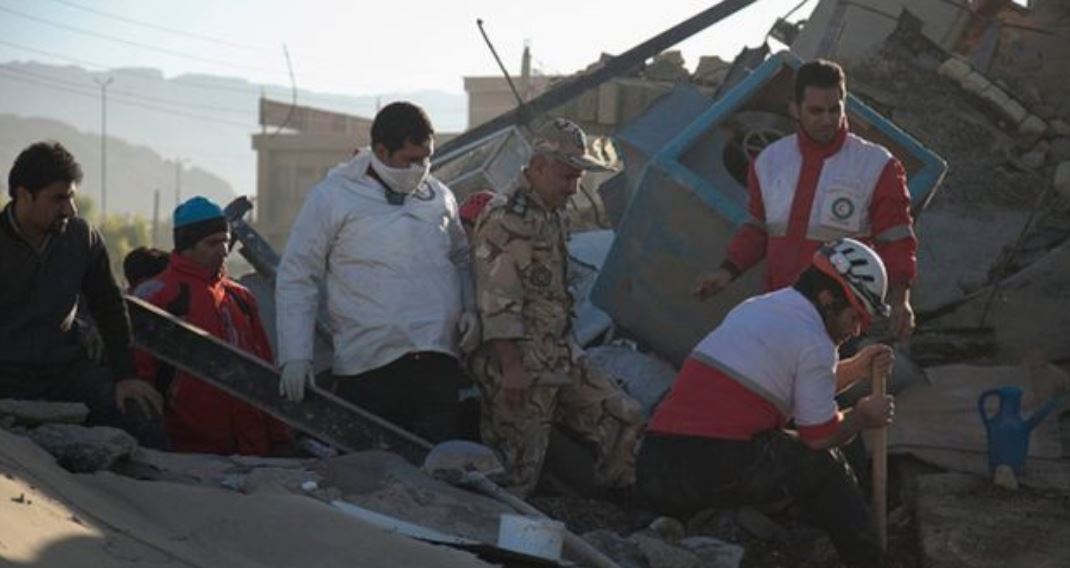 Иранда зілзаладан 300-ден астам адам қаза тапты