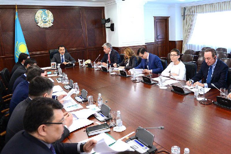 Сағынтаев ҚЕБҚ өкілдерімен бизнес ахуалды оңалту жайын талқылады