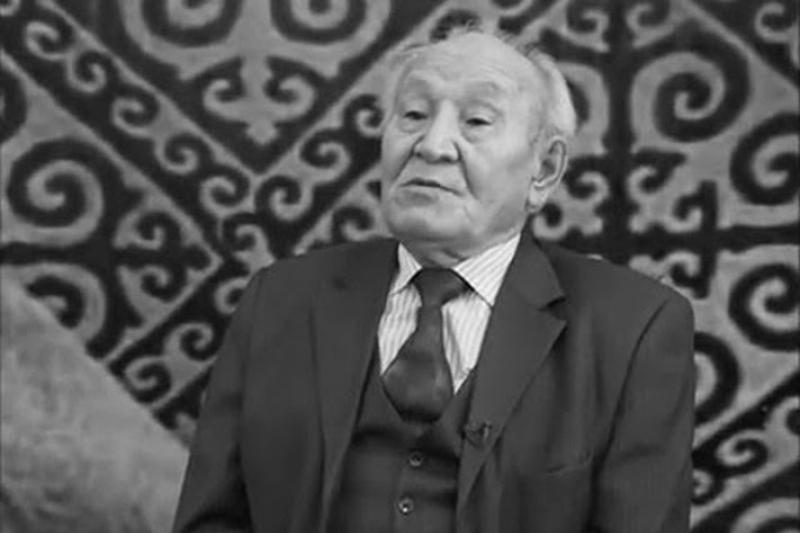 Белгілі абайтанушы Төкен Ибрагимов қайтыс болды