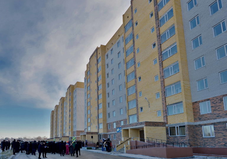 Павлодарда бір күнде 432 отбасы баспаналы болды