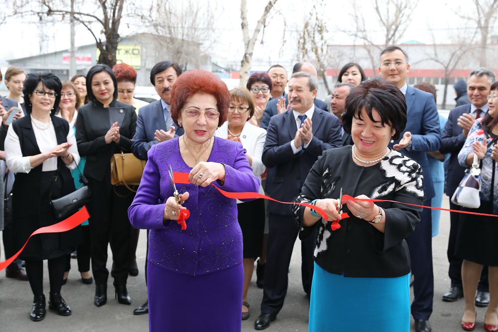 Алматыда «Ұстаздар үйі» ашылды 
