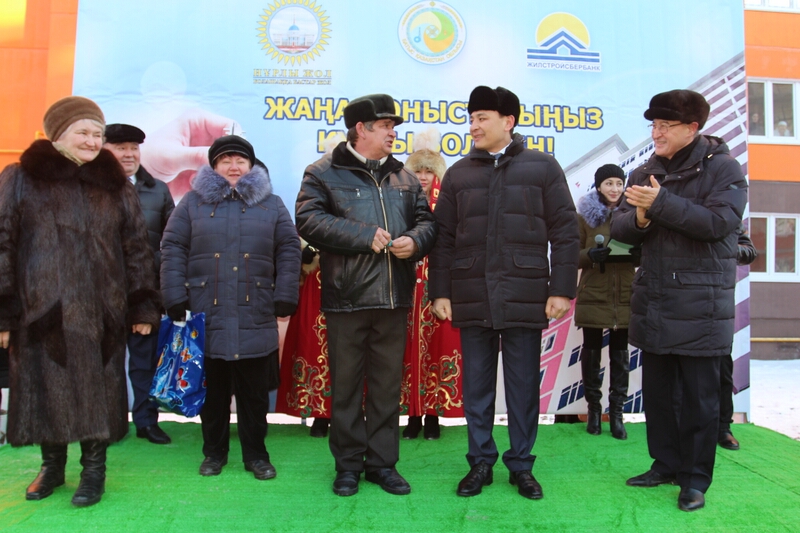 Оралда 276 пәтерлік көпқабатты екі үй пайдалануға берілді