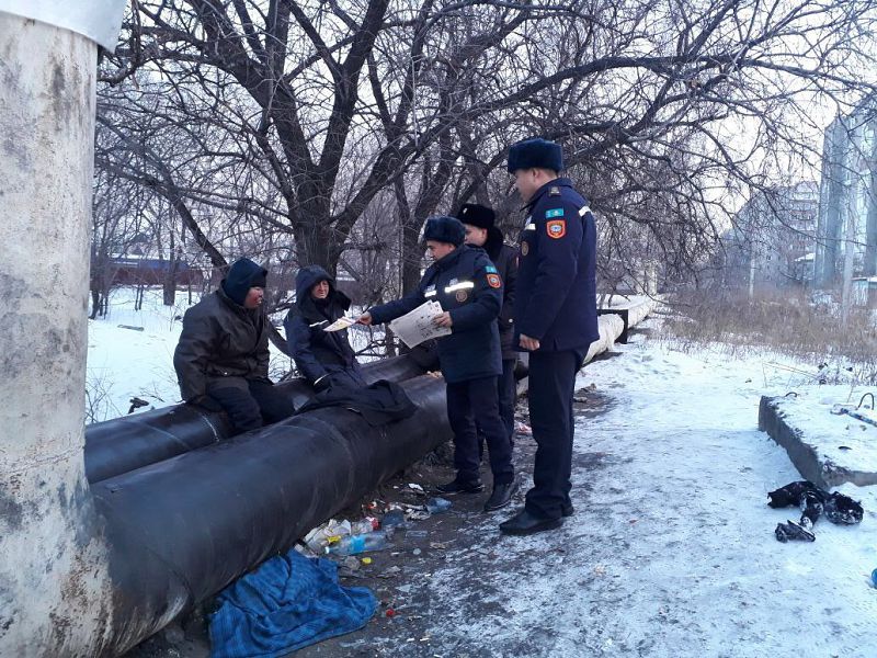 Семейде тұрағы жоқ адамдар назарға алынды
