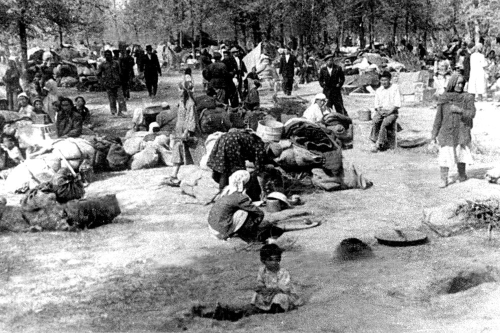 Ақшоқының етегіндегі ел

