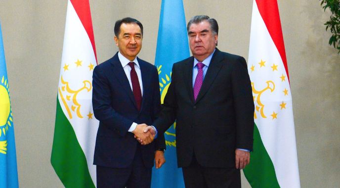 Бақытжан Сағынтаев Тәжікстан Президенті Эмомали Рахмонмен кездесті