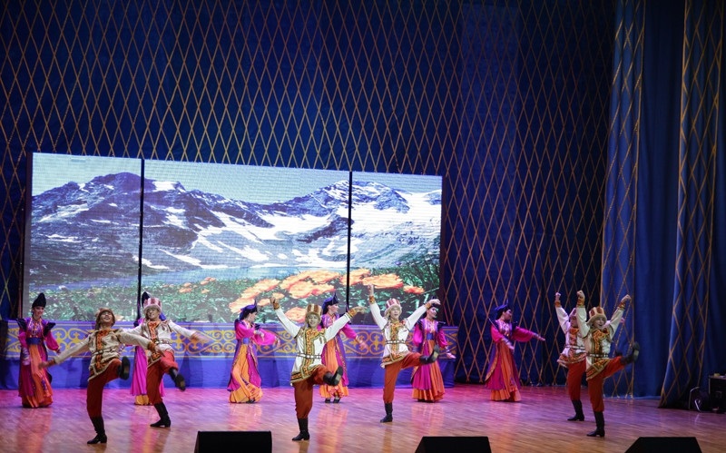 Солтүстікқазақстандық жас бишілер бас жүлдемен оралды