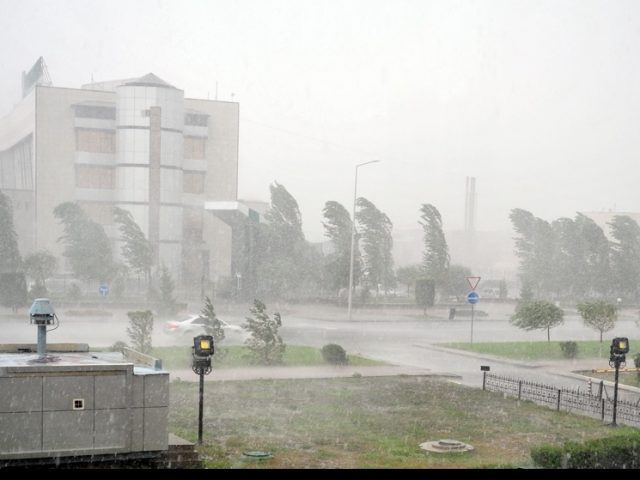 Астанада ертең де дауыл болады