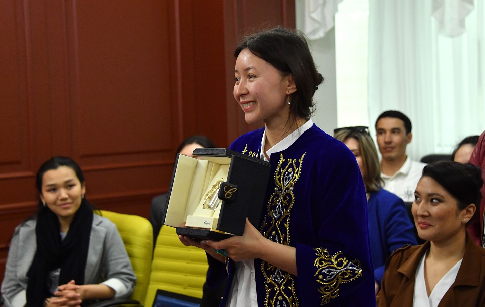 Самал Еслямова белгілі дат режиссерінен шақырту алған