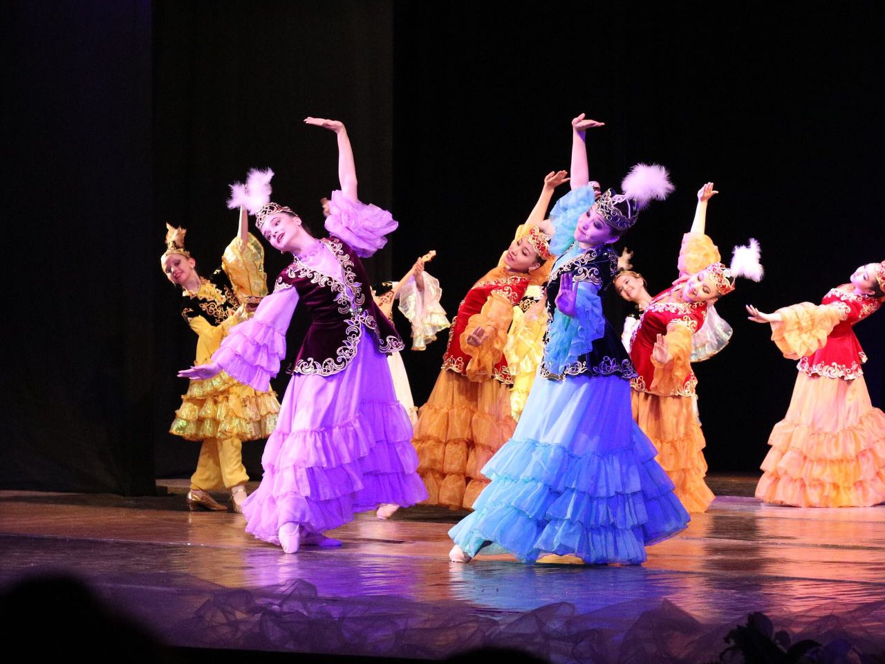 Семейде Шығыс Қазақстан Балет мектебінің би кеші өтті