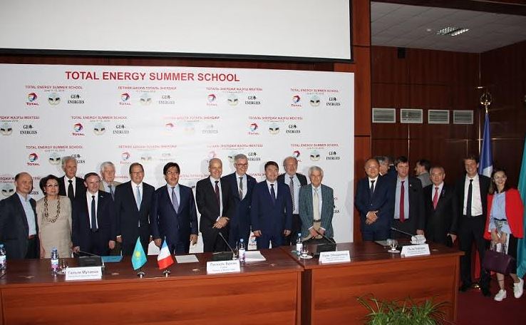 Алматыда Тоталь Энерджи Жазғы мектебі аяқталды