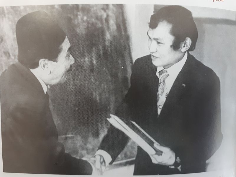 Асқар Тоқпановтың кездесудегі бір сәті