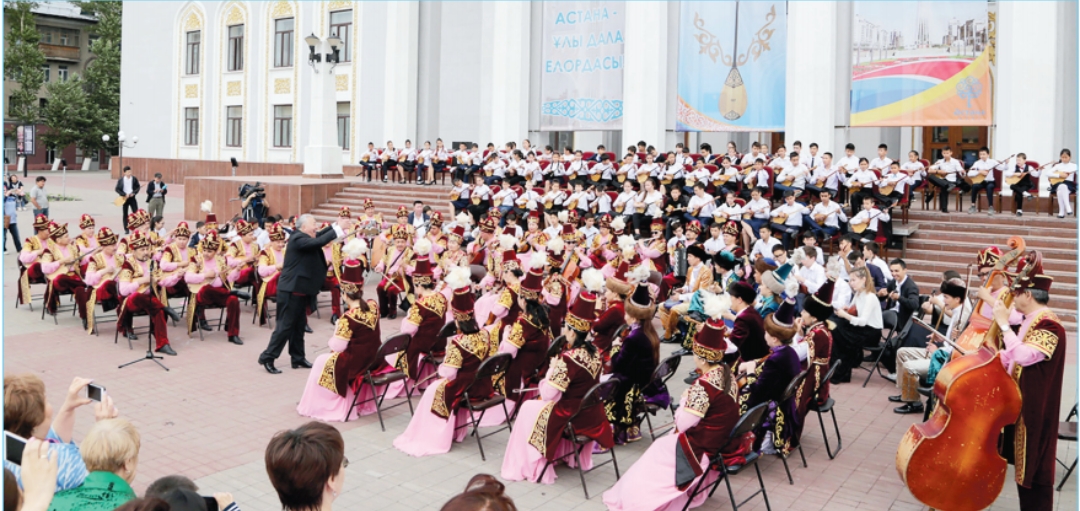 Қарағанды аспанында күй қалықтады