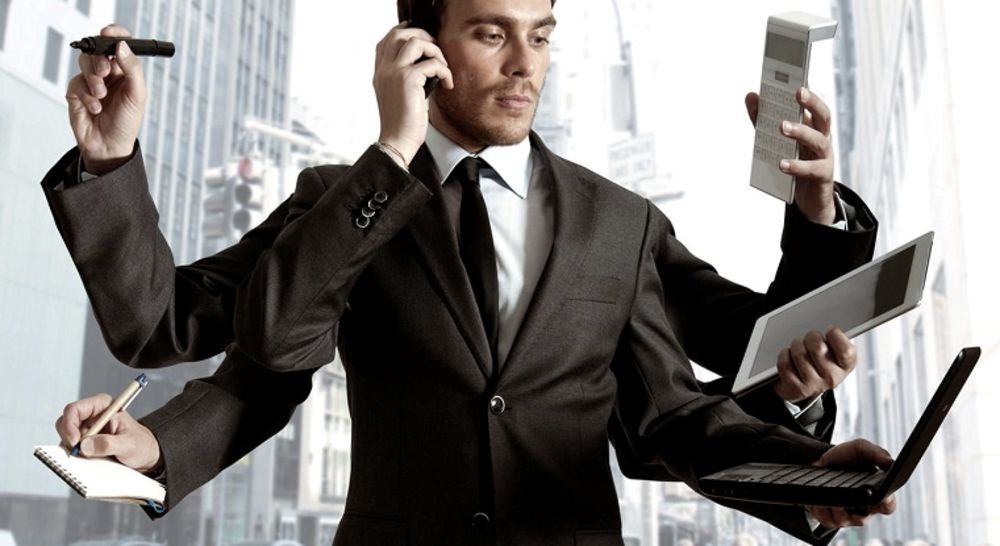 Дипломаттар қалай дайындалады? Түлектердің арманы ЖОО үшін бизнеске айналды