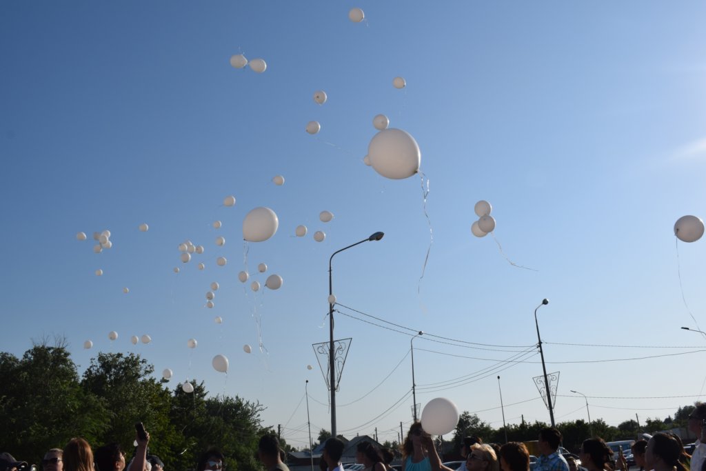 Қостанайда Дениспен қоштасу рәсімі өтті