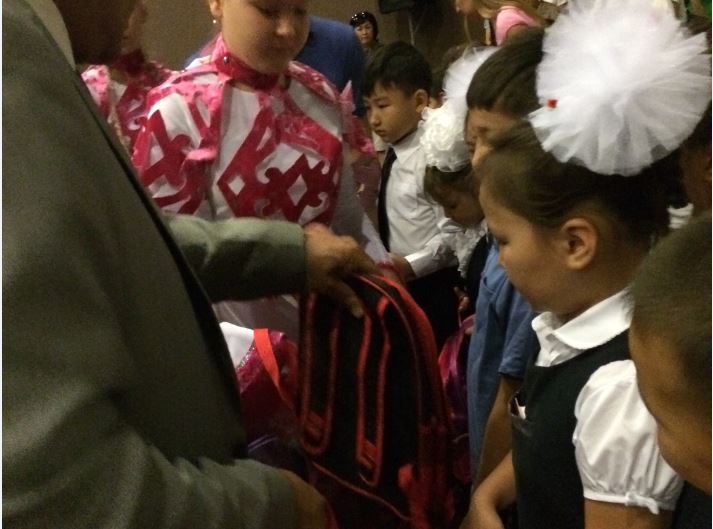 Алматыда «Менің таңдауым – балаларға көмек көрсету!» шарасы өтті