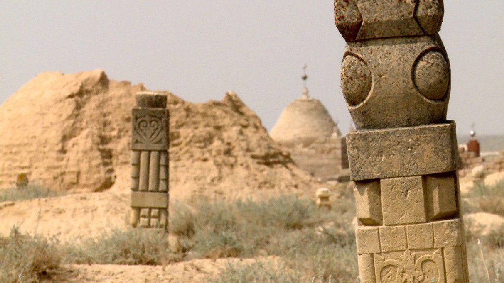 Берекет КӘРІБАЕВ. Хақназар хан жөнінде