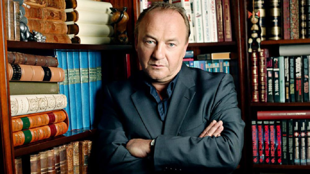 «Мені әдебиетке мұң жетелеп әкелді»