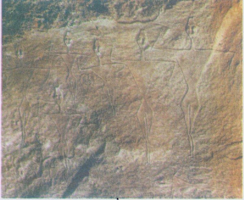 Тәңіртауда бедерленген би