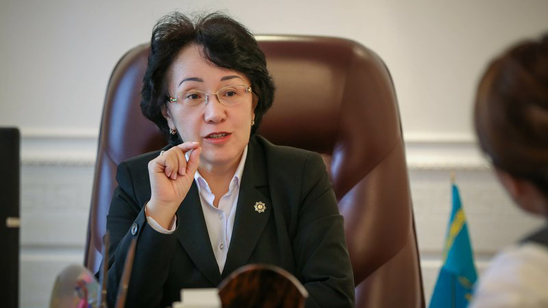 Бала құқықтары жөніндегі уәкіл С.Айтпаева тұрғындарды қабылдады