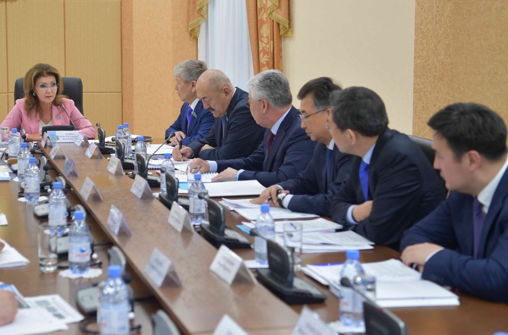 Сенатта бірқатар мәселелер талқыланды