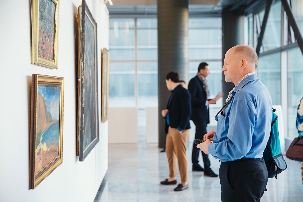 Астанада «Өмір мен өнер» көрмесі ашылды