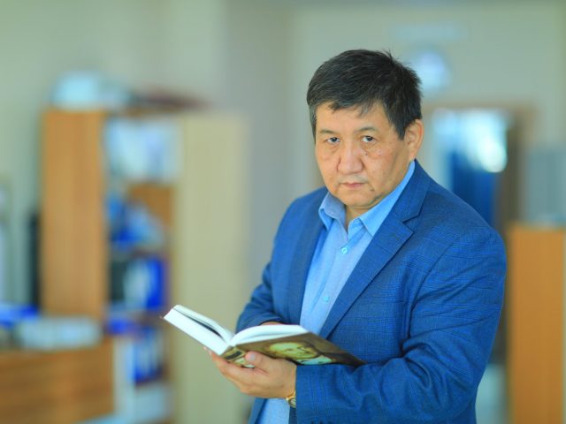  Амангелді Кеңшілікұлы: «Әдебиетіміздің алтын ғасыры алда»
