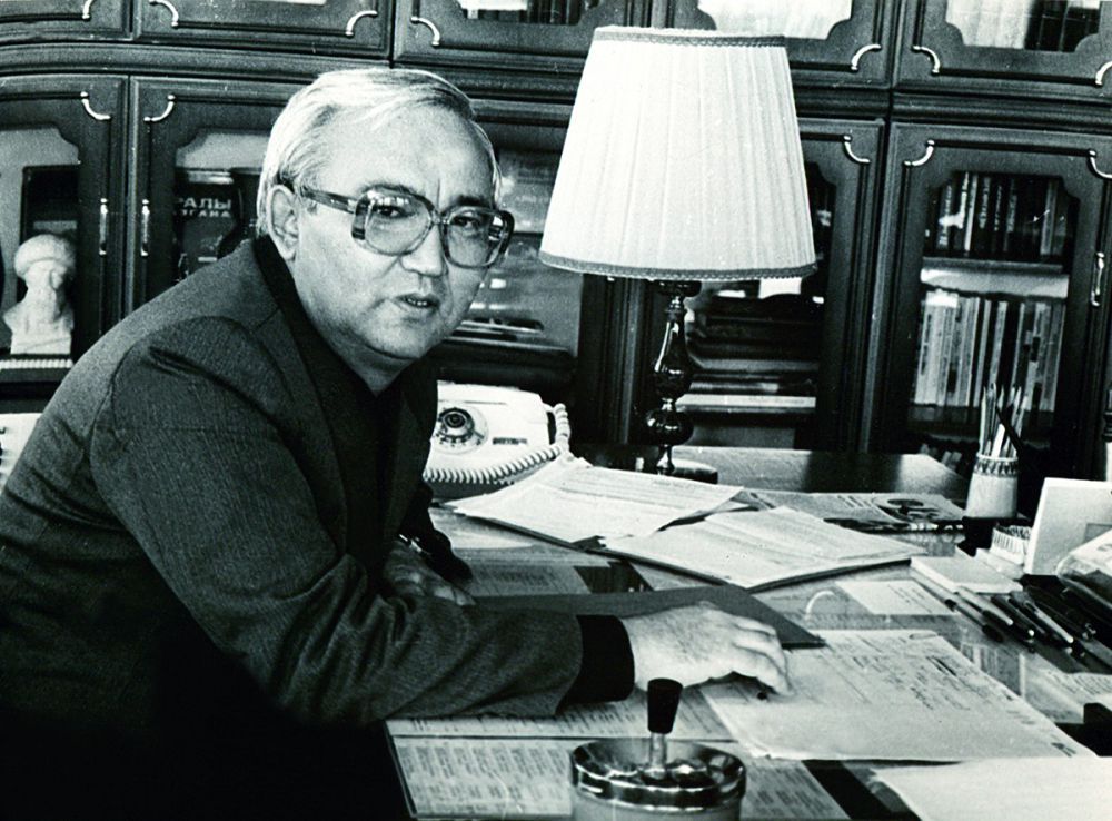 Құштар көңіл жазбалары. Сыншы Сағат Әшімбаев күнделіктерінен туған ой