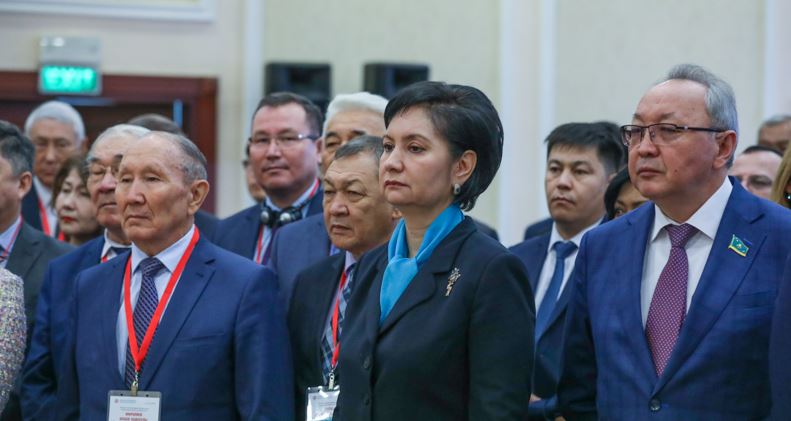 Гүлшара Әбдіқалықова   халықаралық конференцияға қатысты