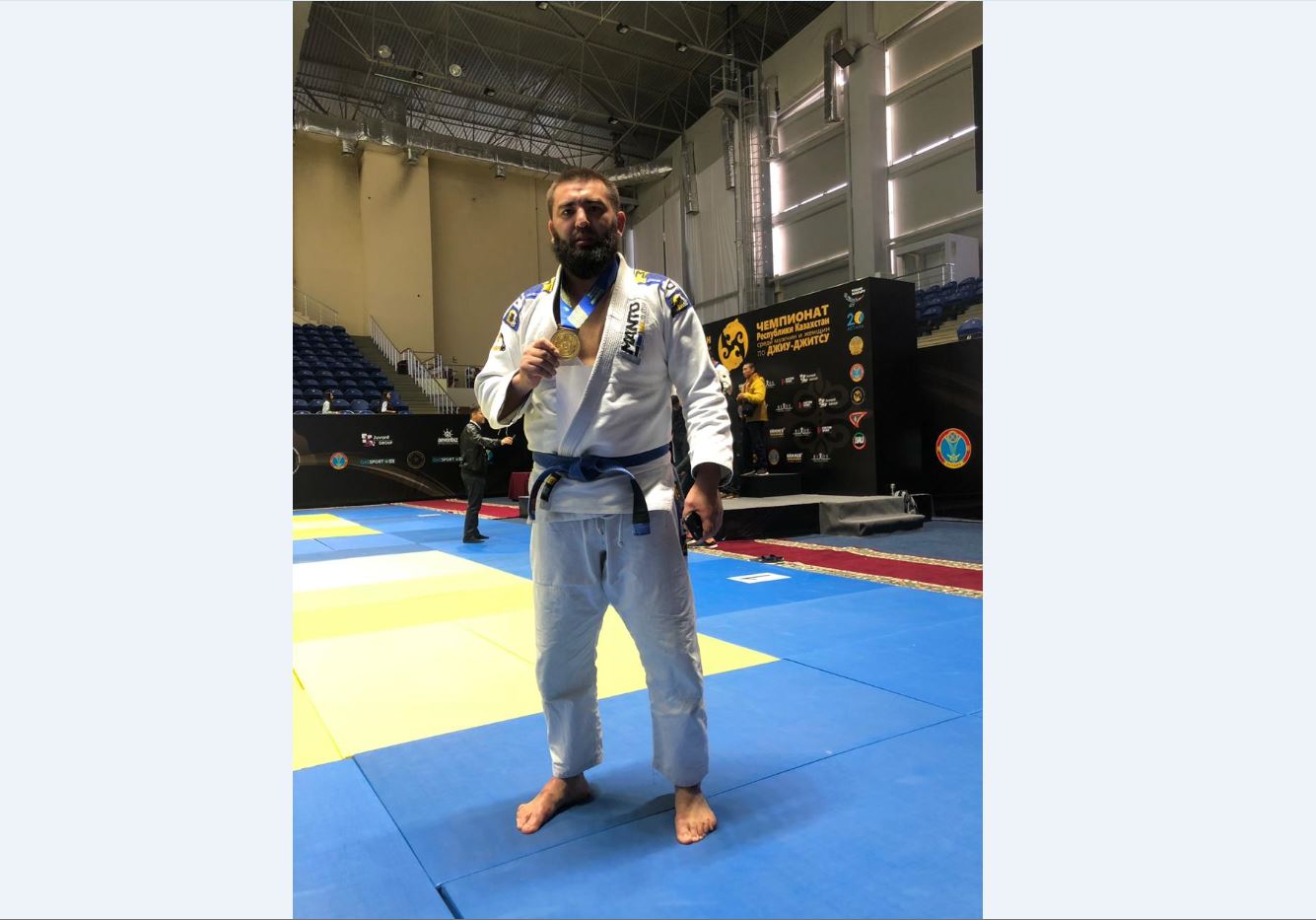 Джиу-джитсудің хас шеберлерінің жүлдесі үшін жарыс өтеді