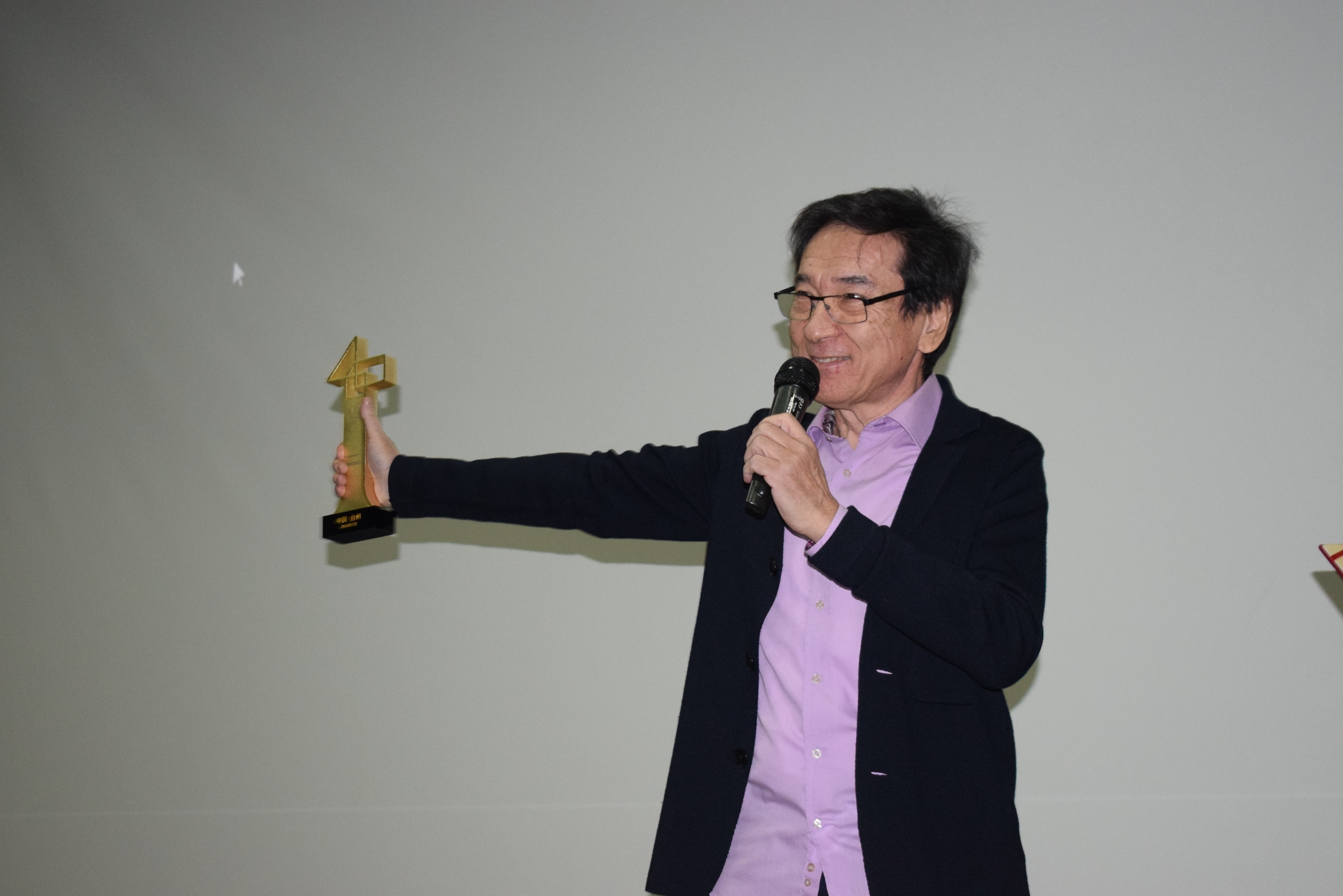 Қазақфильм «Қызғалдақтар атамекені» деректі фильмін жарыққа шығарды